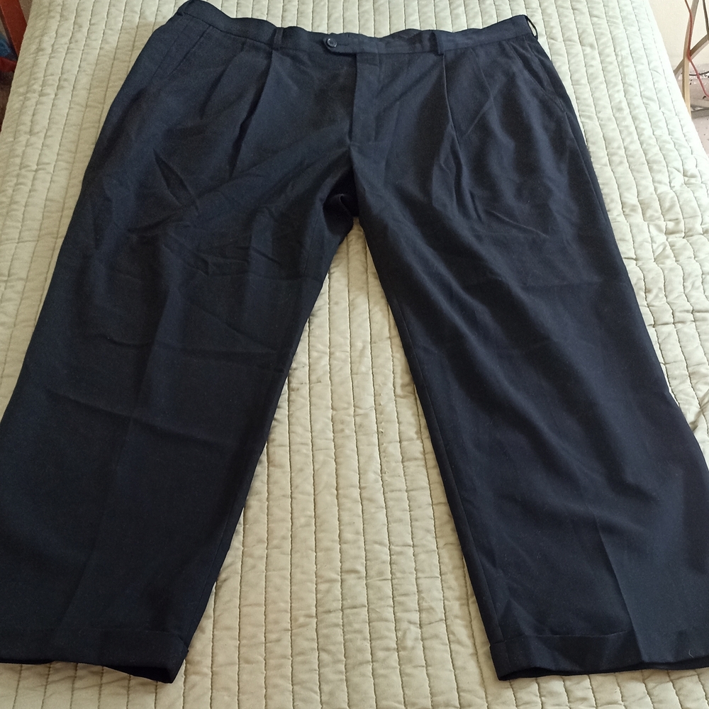 Haggar Men's Dark Gray Dress Pants